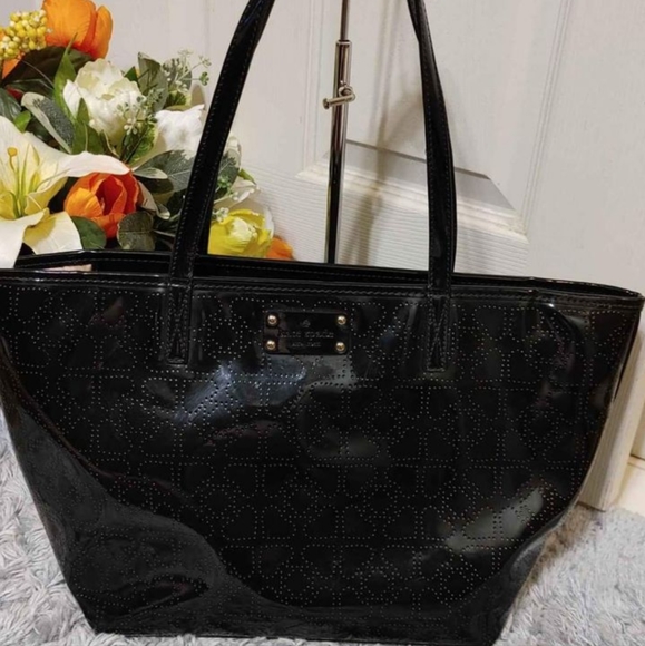Kate Spade patent leather Tote - Picture 4 of 10